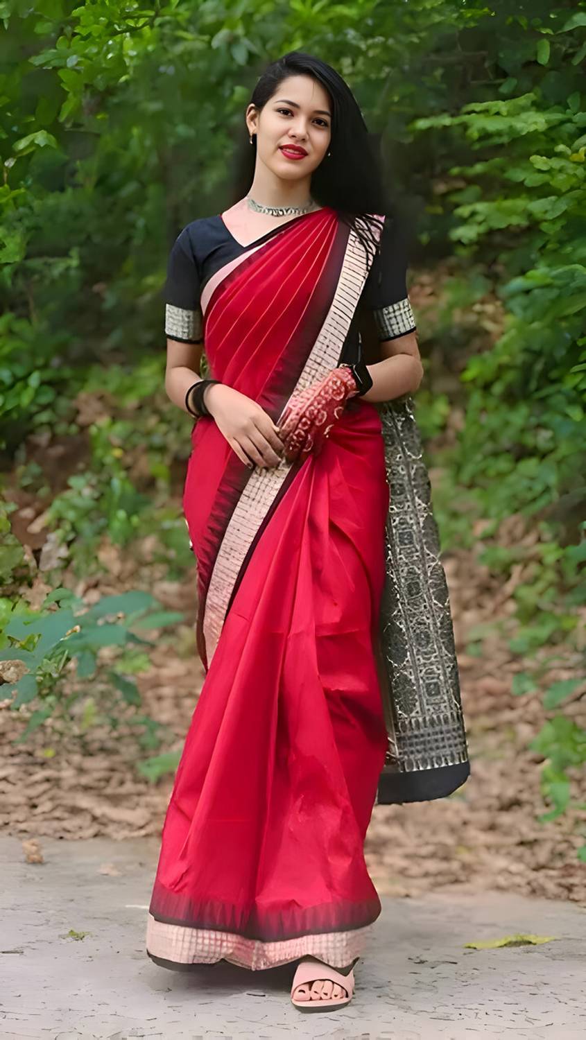 Tareni Geometric Print, Woven, Blocked Printed Sambalpuri Pure Cotton Saree