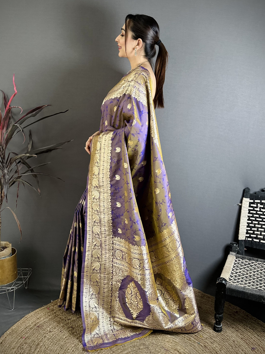 Image of SICHYAH Woven Banarasi Art Silk Saree