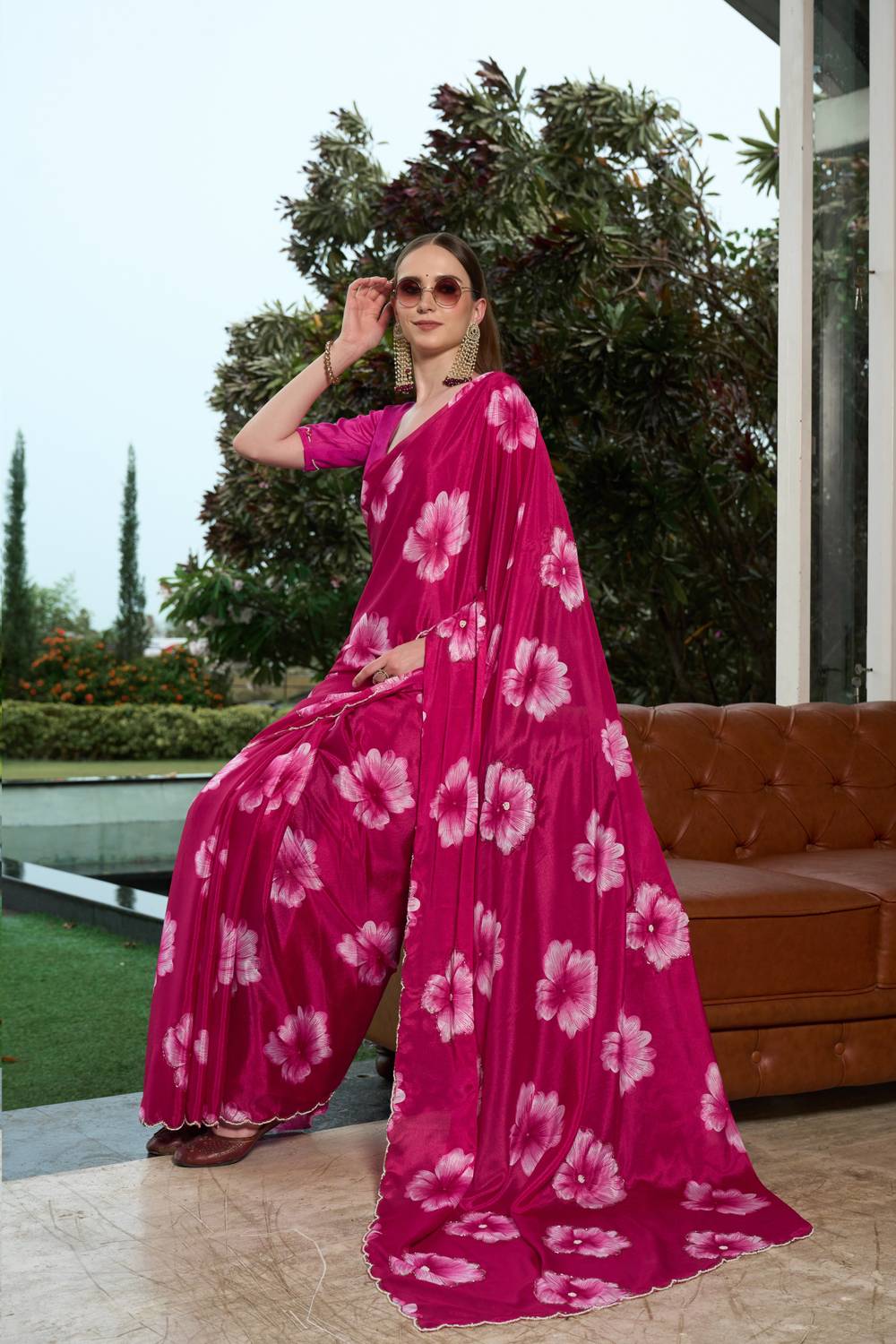 Tasrika Floral Silk Blend Saree - Image 4