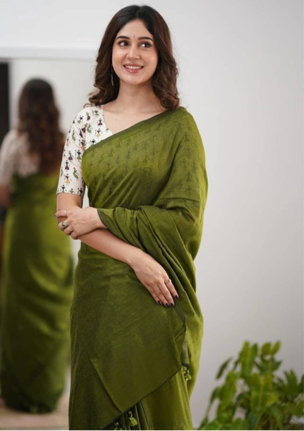 Balorampal Solid/Plain Handloom Pure Cotton Saree