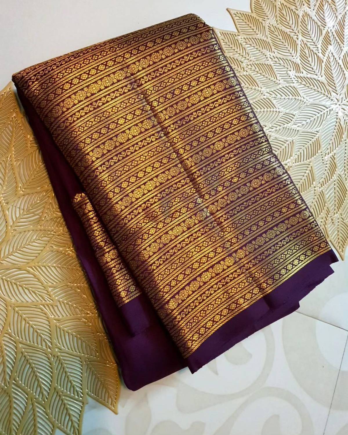 VASTUKALA Woven Kanjivaram Art Silk Saree