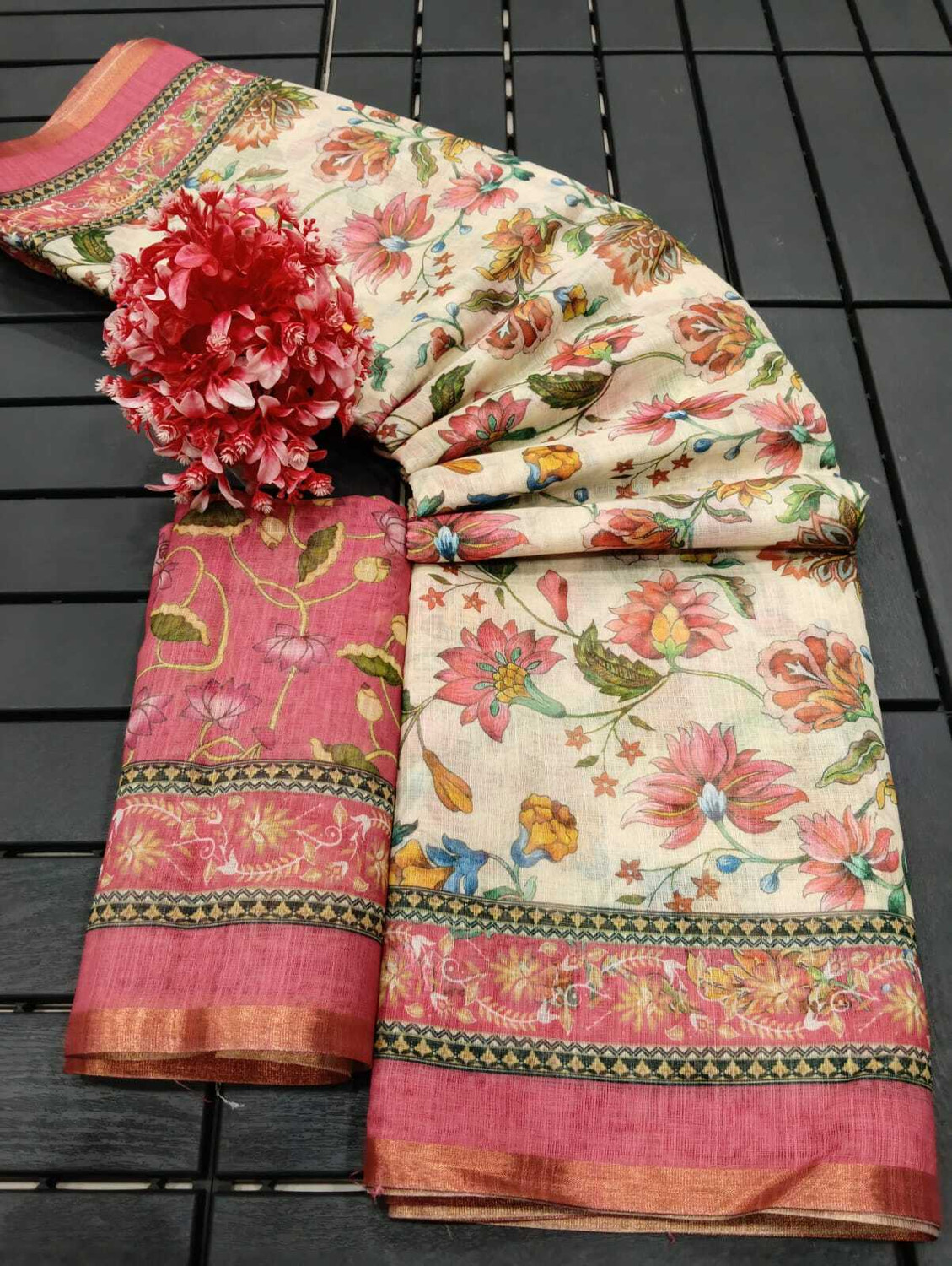 Image of DEVICE of NT Floral Print Kanjivaram Pure Cotton, Cotton Linen Saree