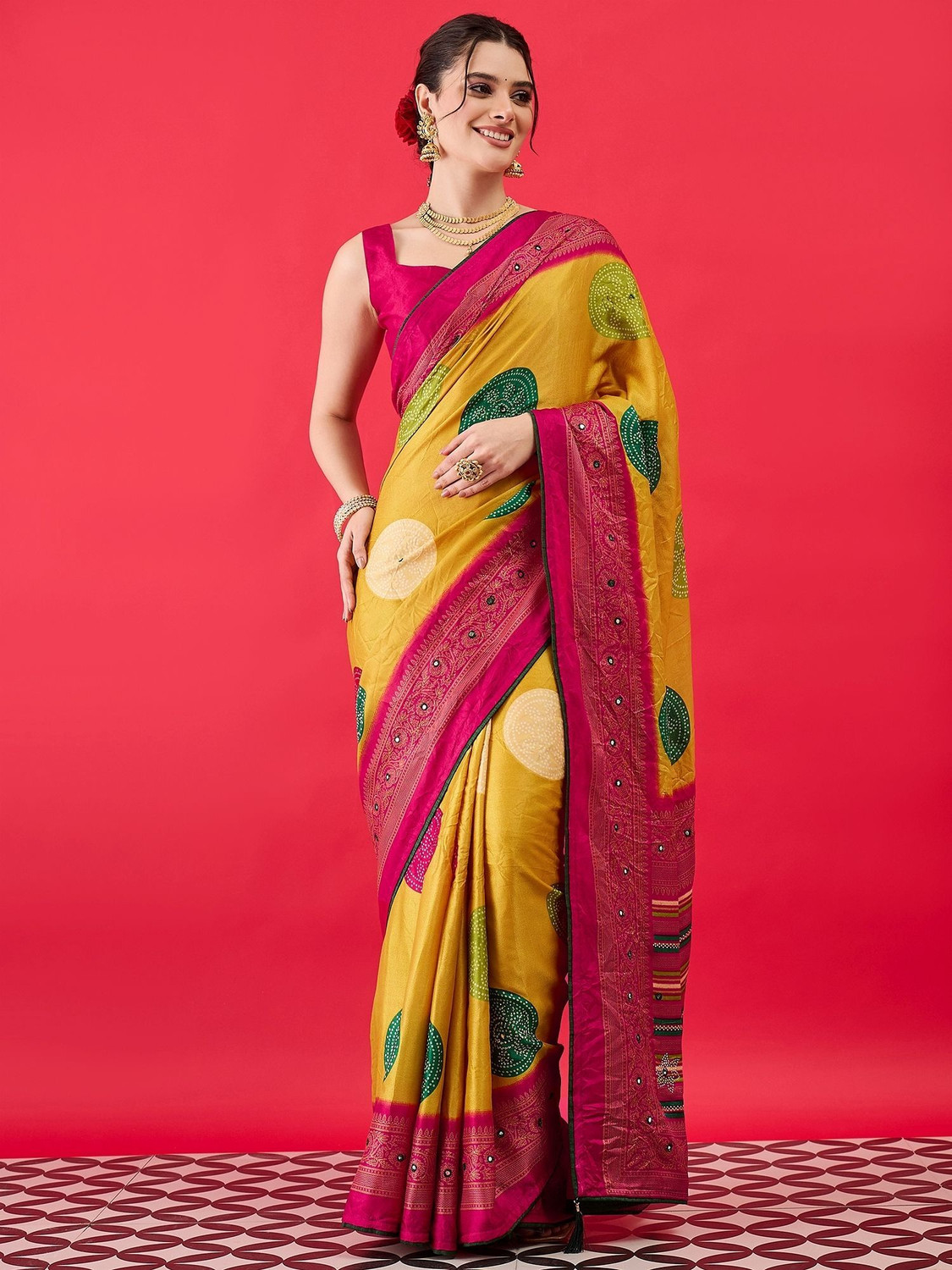 Sareemall Printed Bandhani Georgette Saree