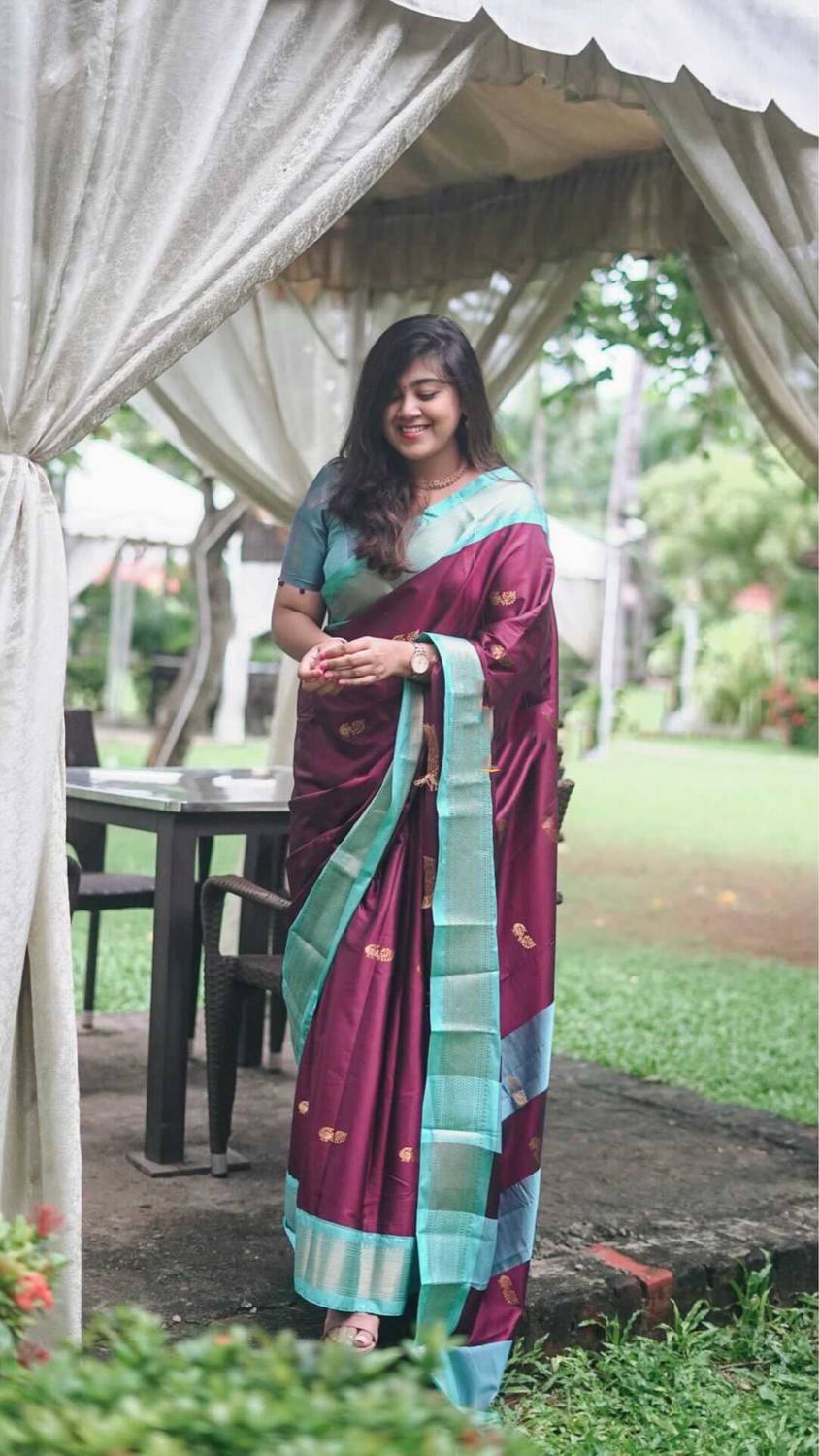 AWESOME Embellished Kanjivaram Silk Blend, Jacquard Saree
