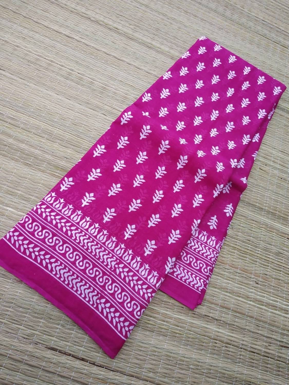 Bou Thakuranir Haat Printed Hand Batik Pure Cotton Saree