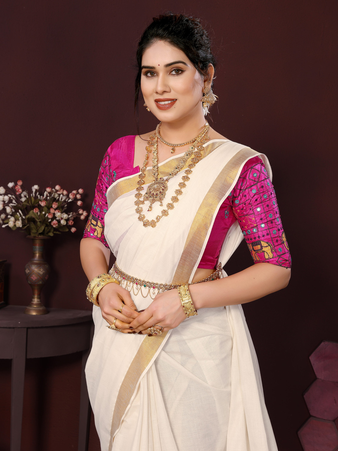 Image of Gugaliya Solid /Plain Kasavu Pure Cotton Saree