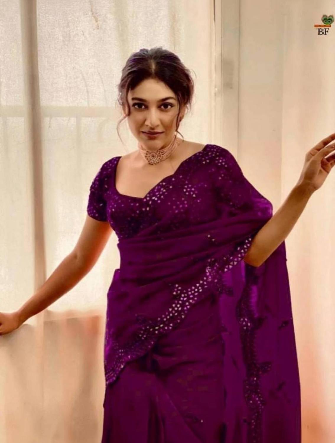 jashvicreation Embroidered Bollywood Organza Saree