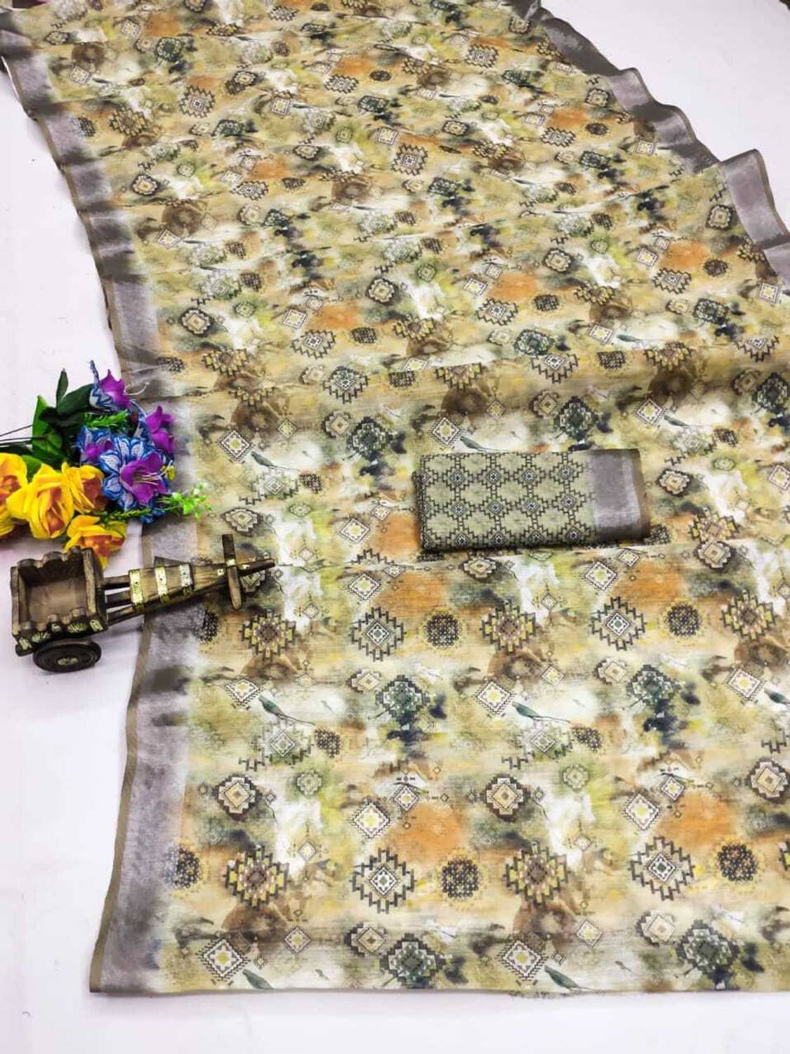 ASHTA Floral Print Kanjivaram Linen Saree