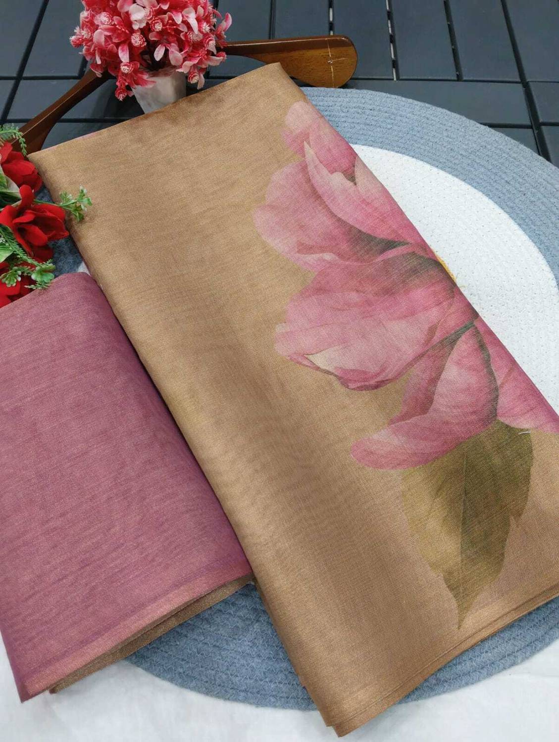 Gajal Floral Print Kanjivaram Pure Cotton, Cotton Silk Saree (Bei
