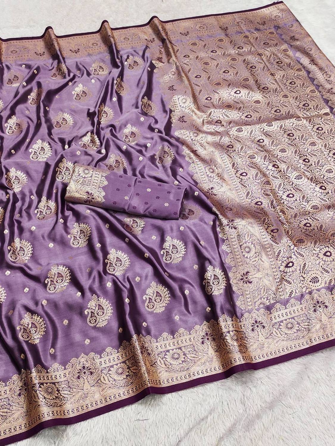 Image of Nayanthara Trends Printed Banarasi Satin Saree