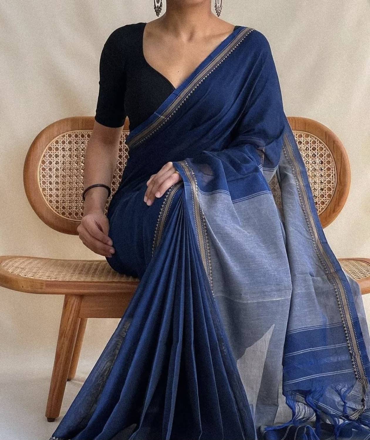 ACHOL Woven, Solid/Plain Handloom Pure Cotton Saree