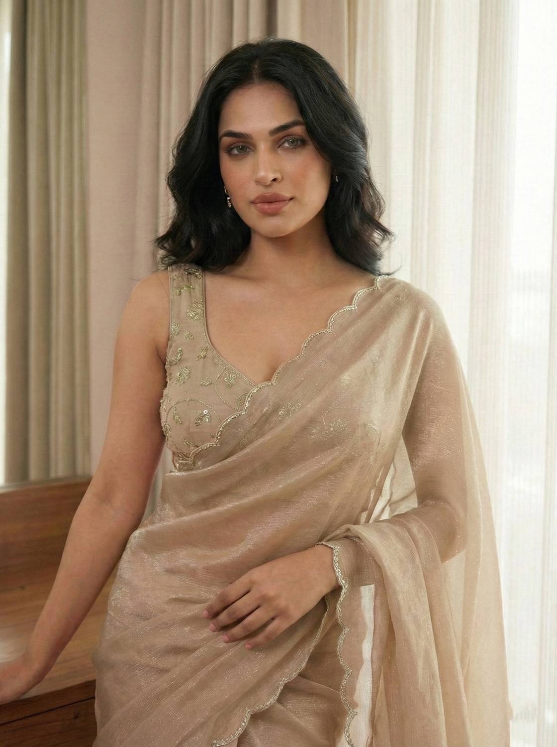 AMIYASILKMILLS Embroidered Daily Wear Crepe Saree