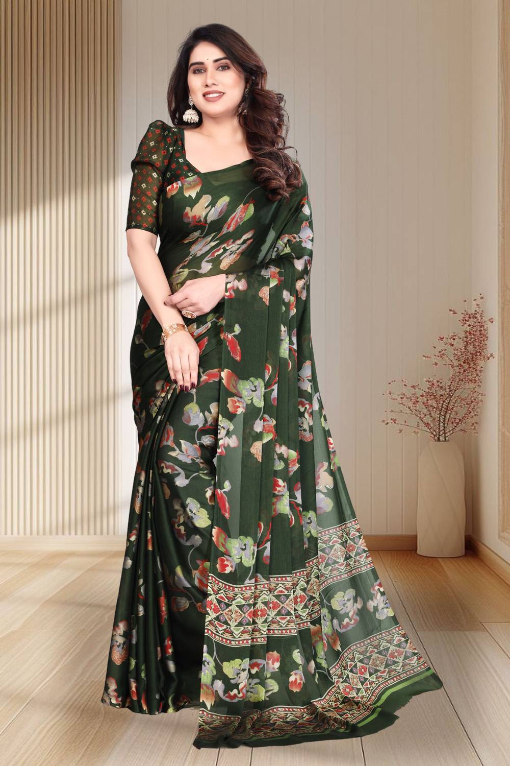 Magneitta Printed, Self Design Daily Wear Chiffon, Georgette Saree