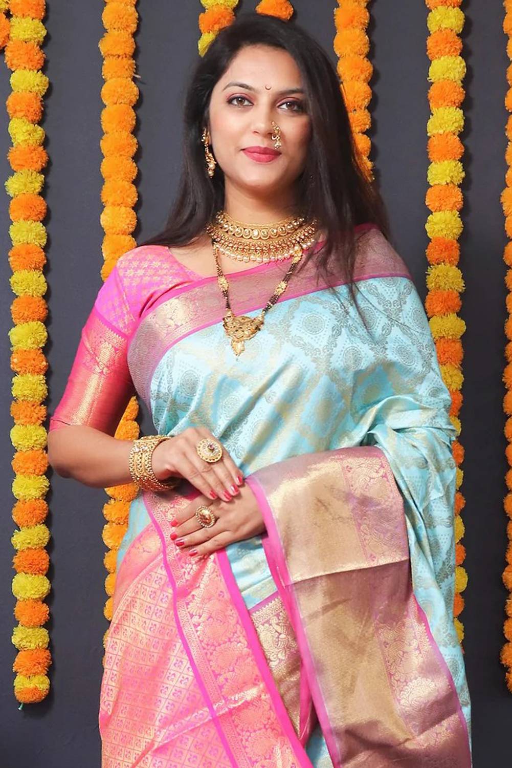 Divastri Embellished, Woven Kanjivaram Silk Blend Saree (Light Bl