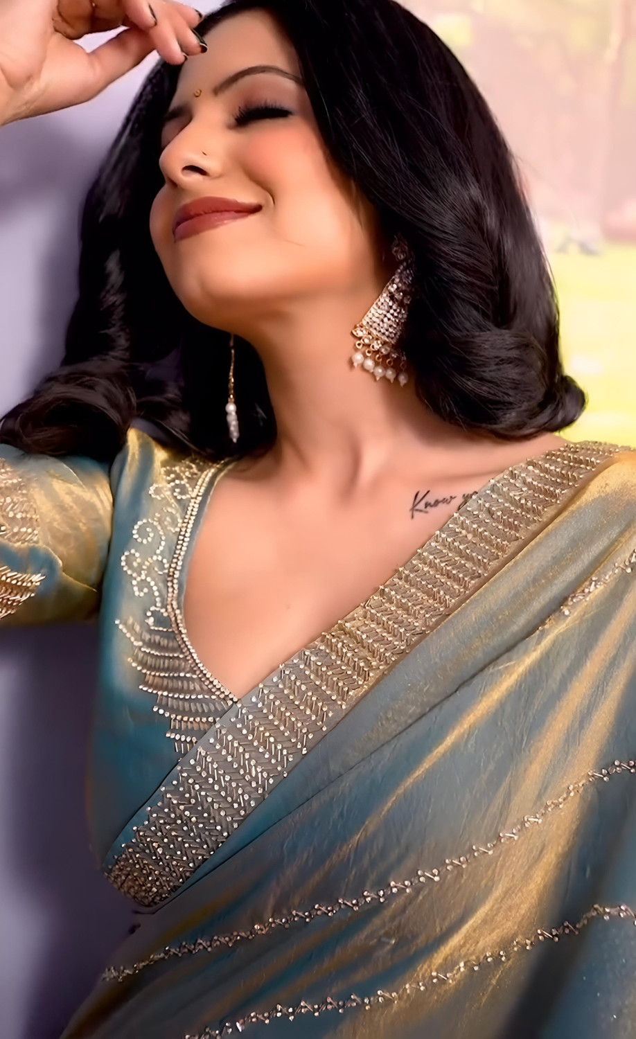 Image of HIJA TRENDZ Embellished Bollywood Chiffon Saree