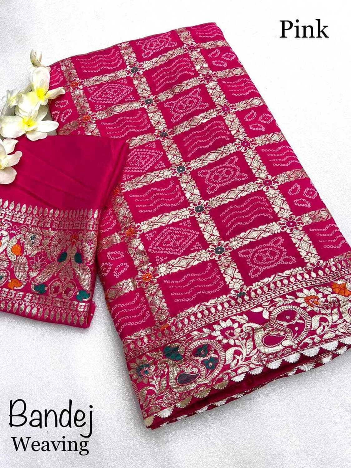 Image of Gajj Kesari World Tie-Dye, Woven, Geometric Print Bandhani Chanderi Saree