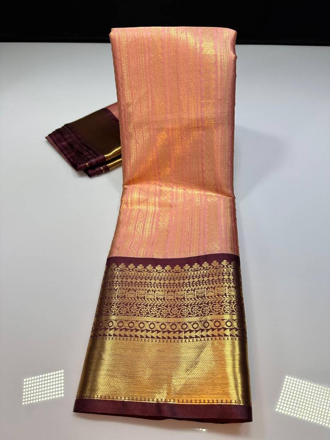 Akram Textiles Hub Woven Banarasi Cotton Silk, Art Silk Saree