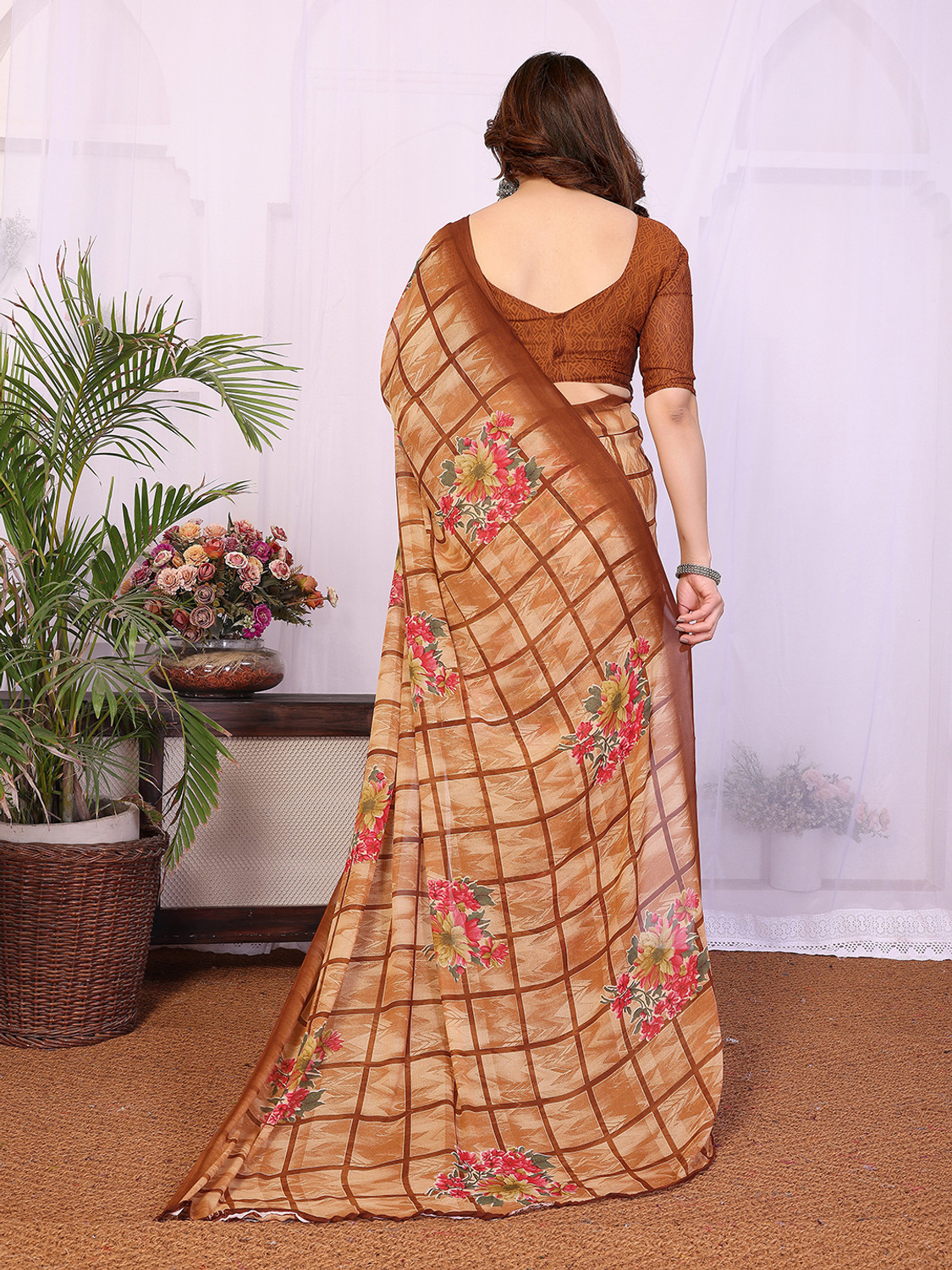 Image of kashvi sarees Floral Print Daily Wear Georgette Saree