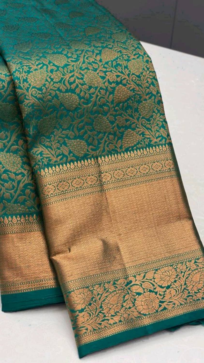 KanjiQueen Woven, Printed Kanjivaram Silk Blend, Pure Silk Saree