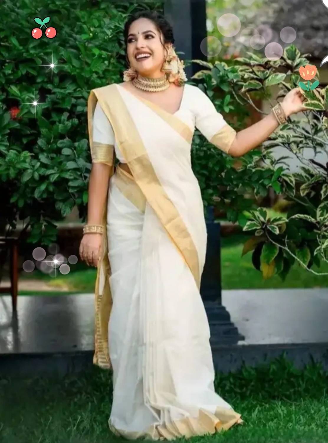 ANTIK Solid/Plain, Woven Kasavu Cotton Silk Saree