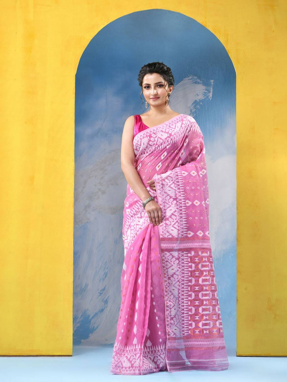 Desh Bidesh Self Design Jamdani Handloom Pure Cotton Saree (Pink)