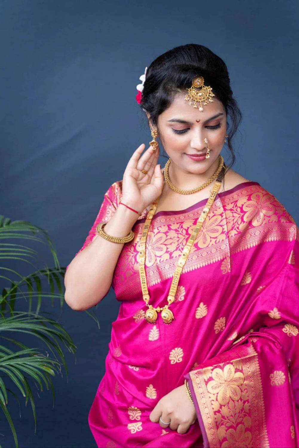 KanjiQueen Woven, Printed Kanjivaram Silk Blend, Pure Silk Saree