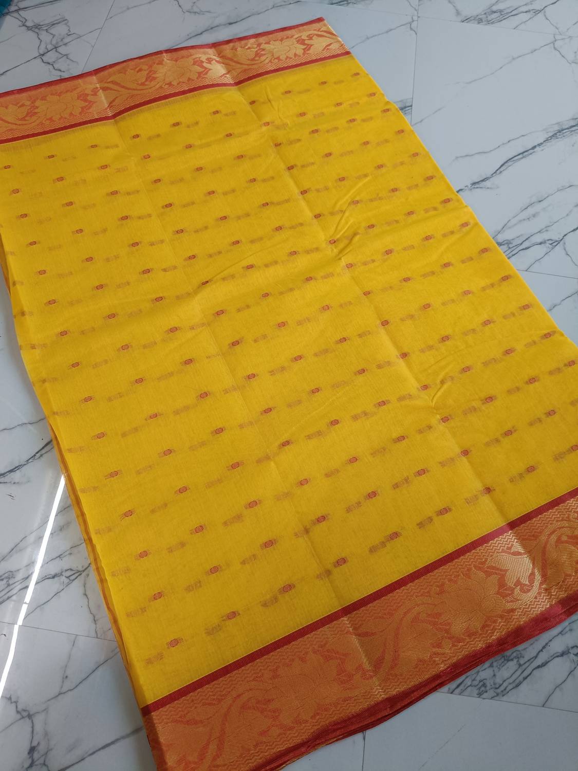 BDF Fashion Self Design Tant Pure Cotton Saree