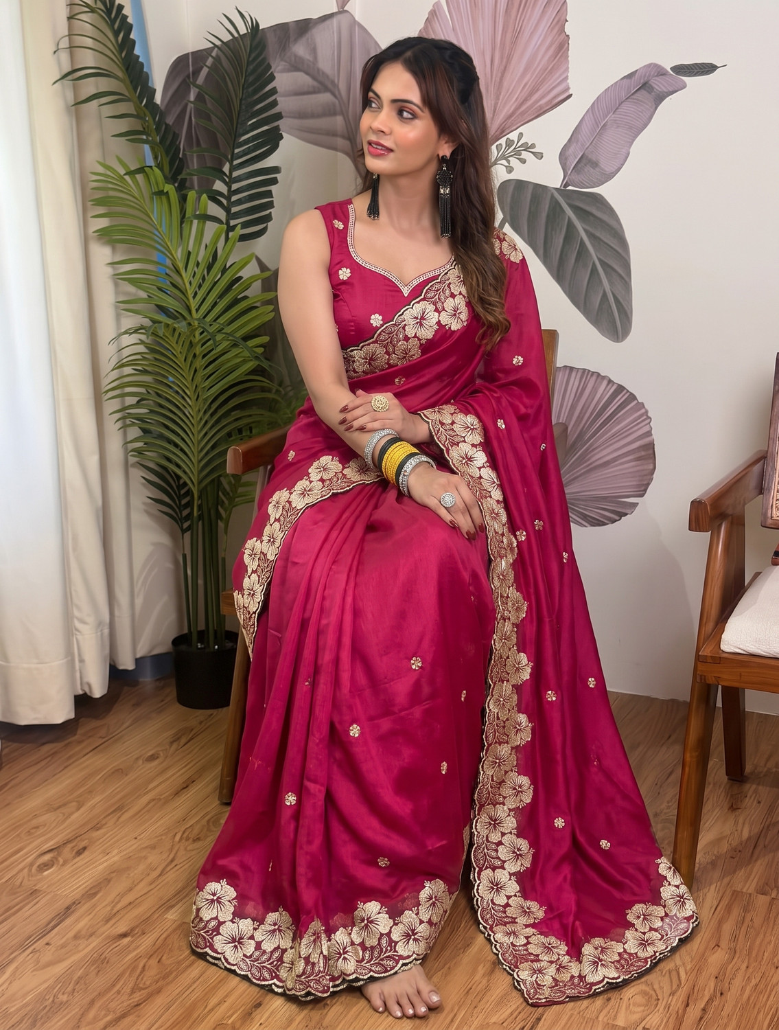 Image of AMIYASILKMILLS Floral Print Bollywood Georgette Saree (Pink)