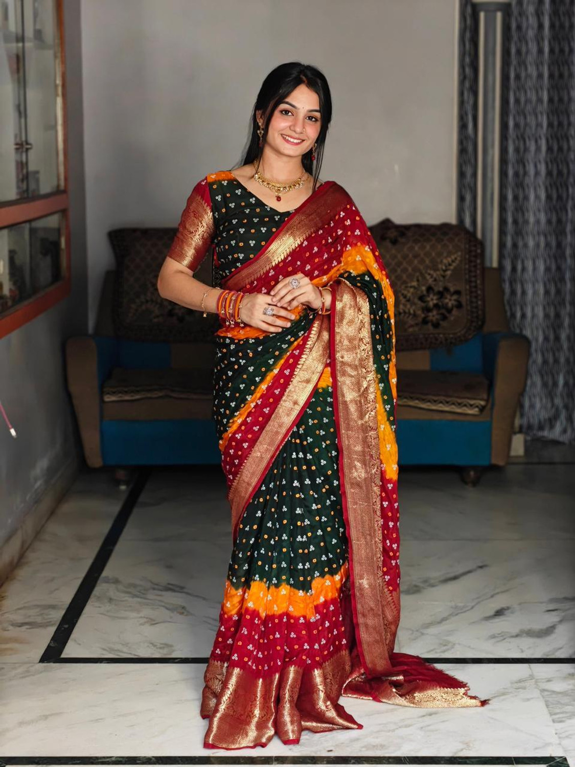 Image of vilochan Printed Bandhani Silk Blend Saree