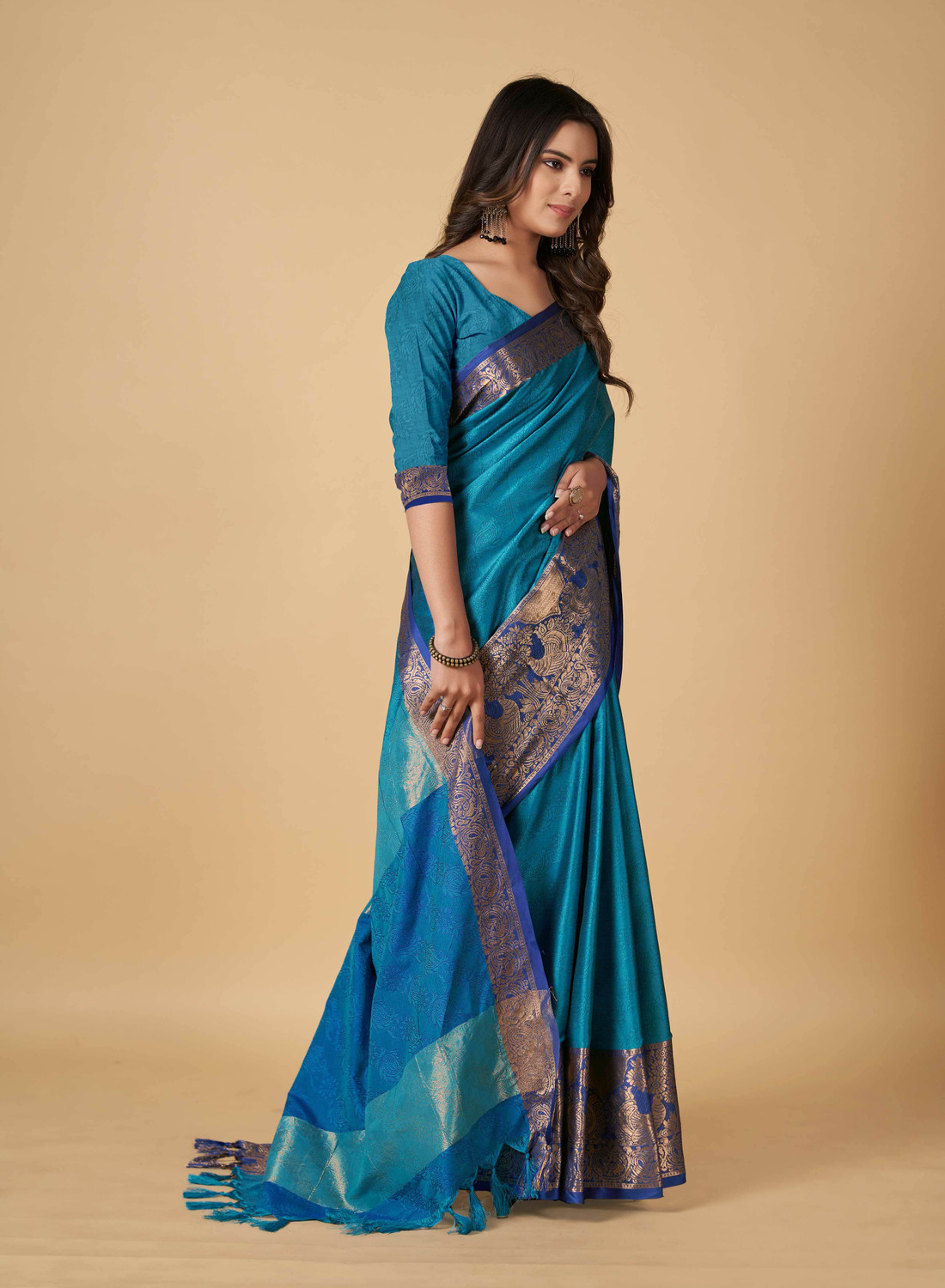 Image of worvox Self Design, Embellished Bollywood Cotton Silk, Pure Cotton Saree
