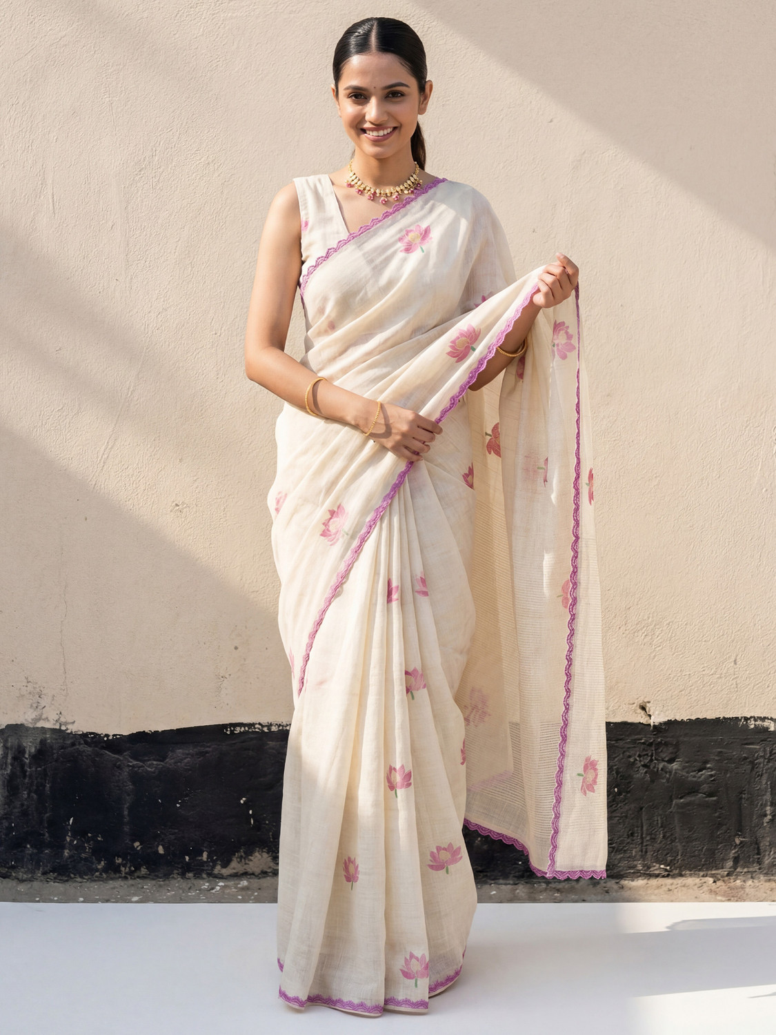 Image of Tasrika Floral Print Bollywood Chanderi, Cotton Blend Saree