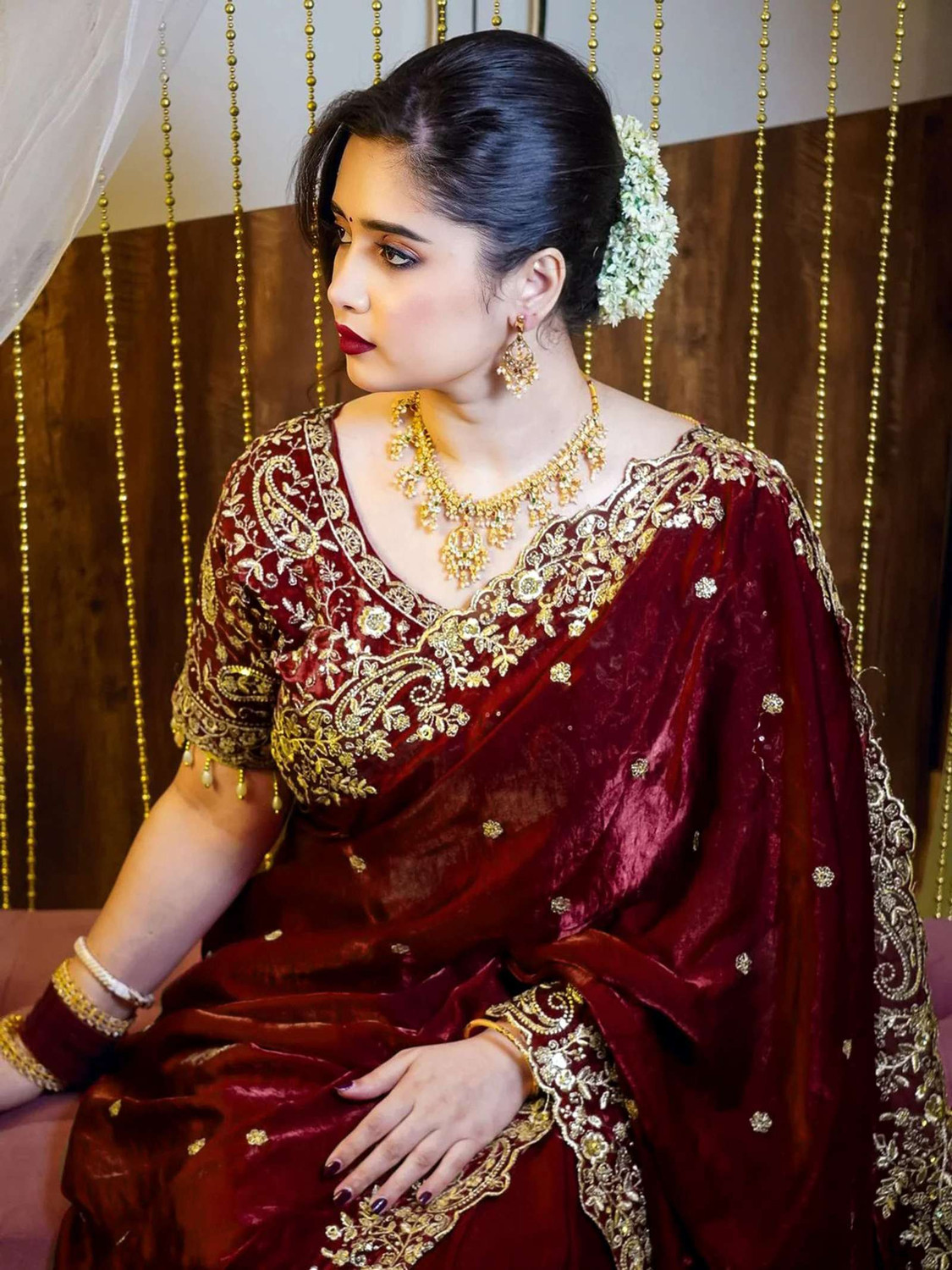 Image of Laddu creation Embellished Bollywood Jimmy Jimmy, Silk Blend Saree
