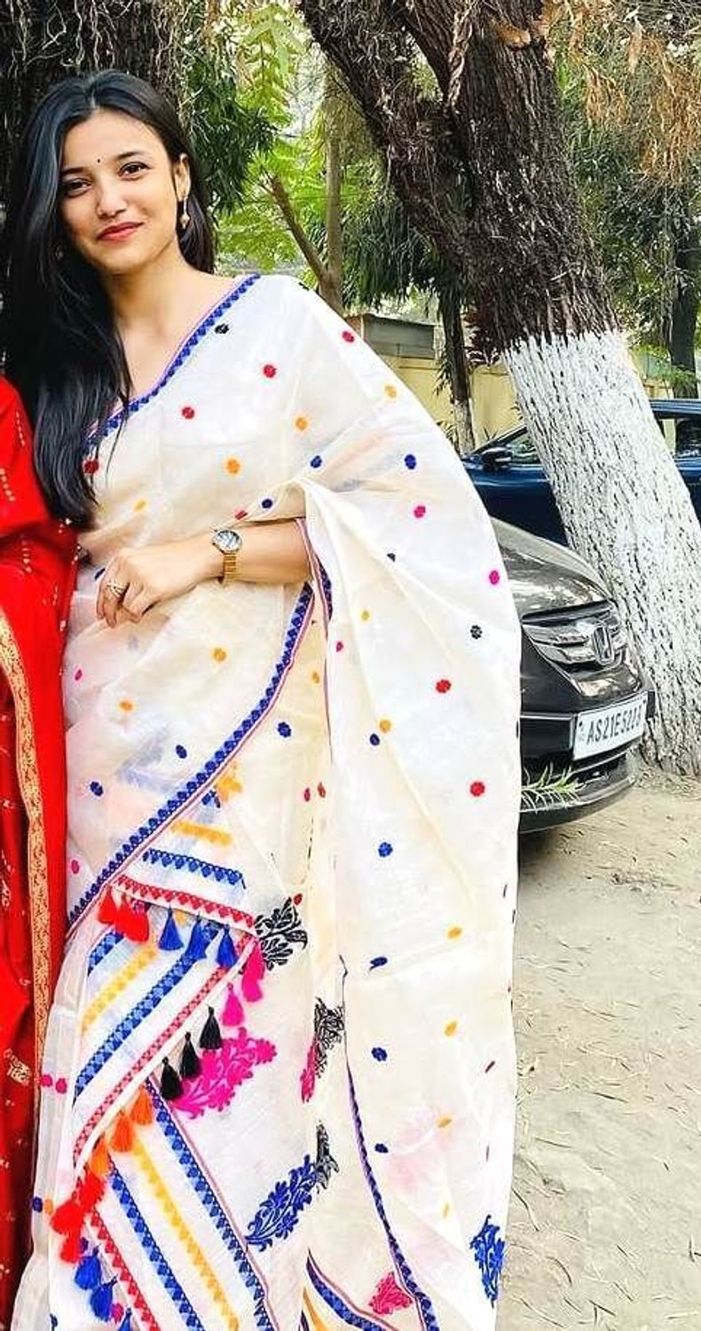 Image of Bihuwaari Woven Mekhela Chador Cotton Blend Saree