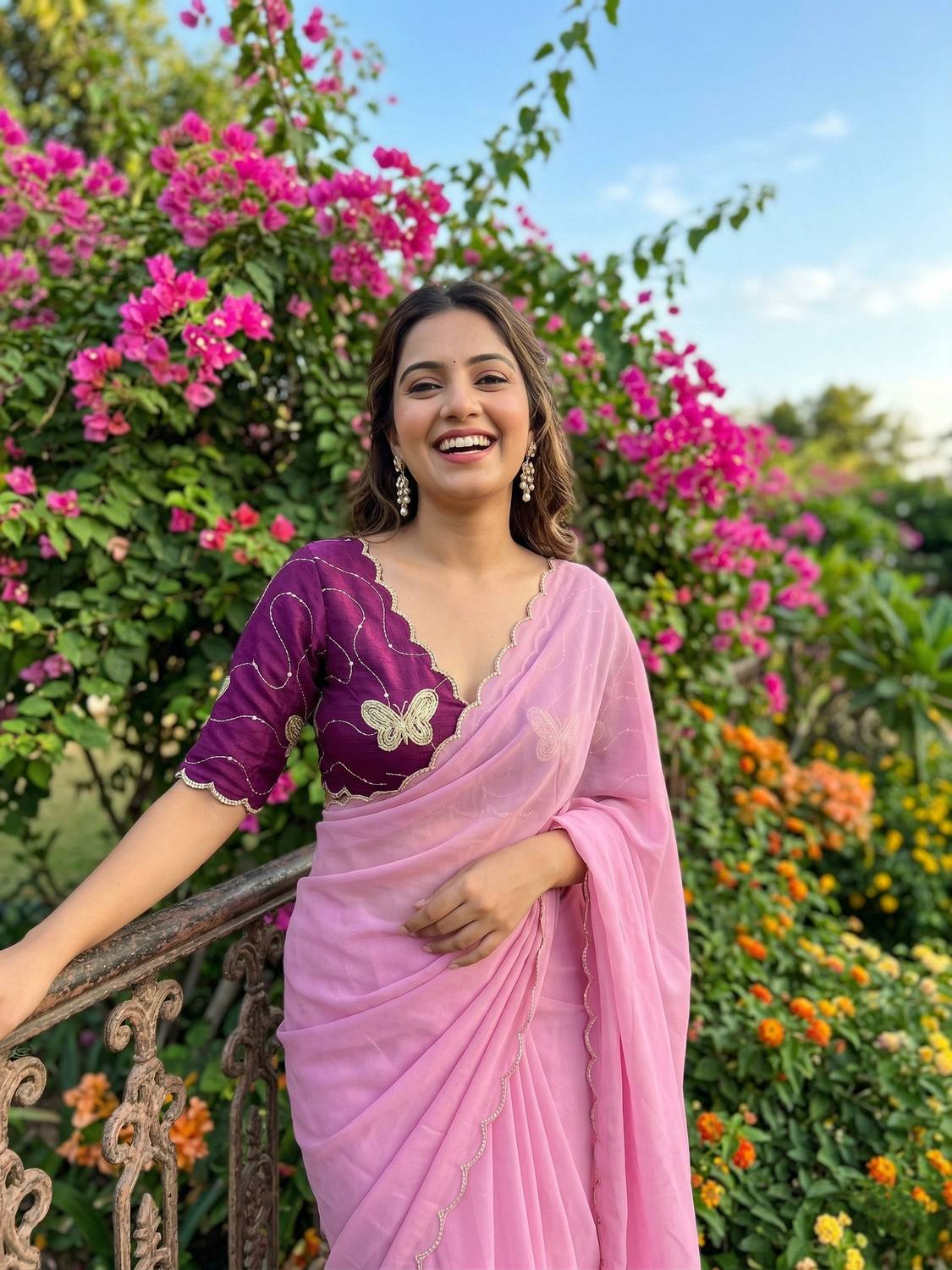 AMIYASILKMILLS Embroidered Daily Wear Georgette Saree
