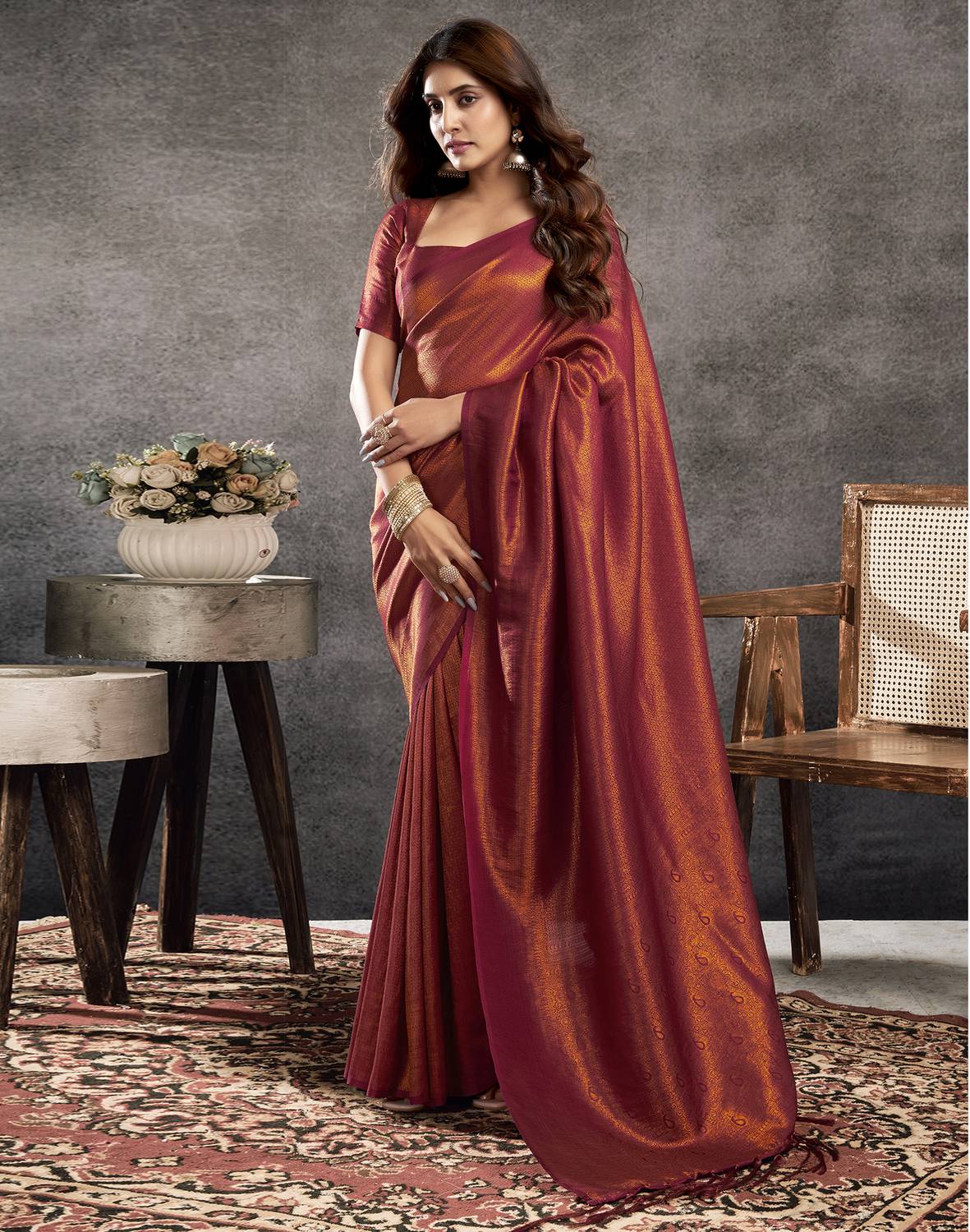 Satrani Woven, Embellished, Self Design Kanjivaram Silk Blend Sar
