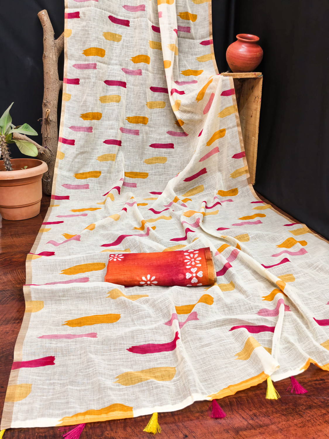Image of kashvi sarees Printed Bollywood Cotton Blend Saree
