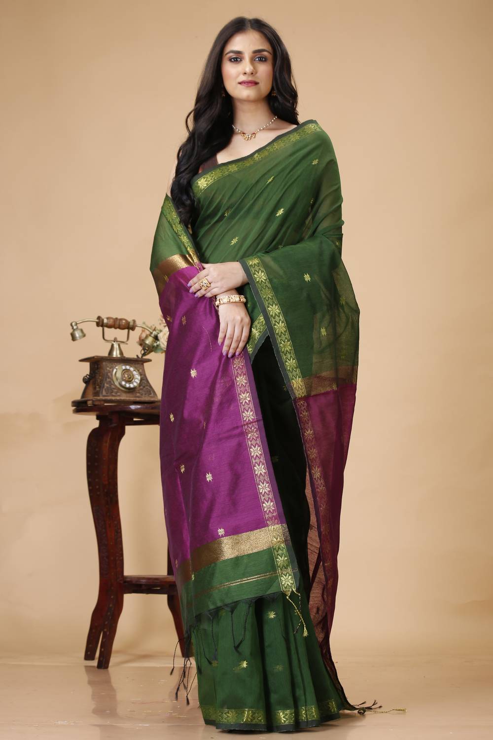 Bong ButiQ Woven Handloom Cotton Silk Saree