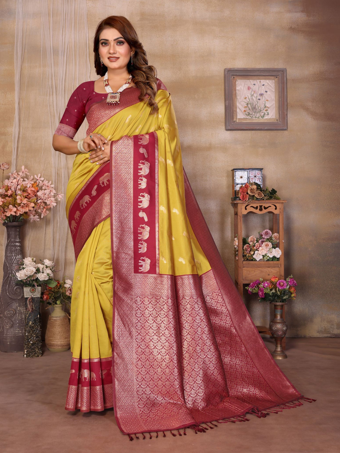 Kashyara Woven, Self Design Banarasi Pure Silk, Silk Blend Saree