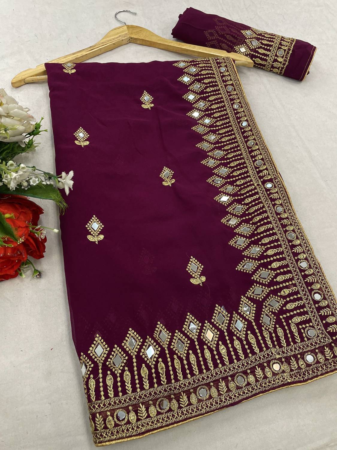 NETRA BOUTIQUE Embroidered Bollywood Georgette Saree (Purple)