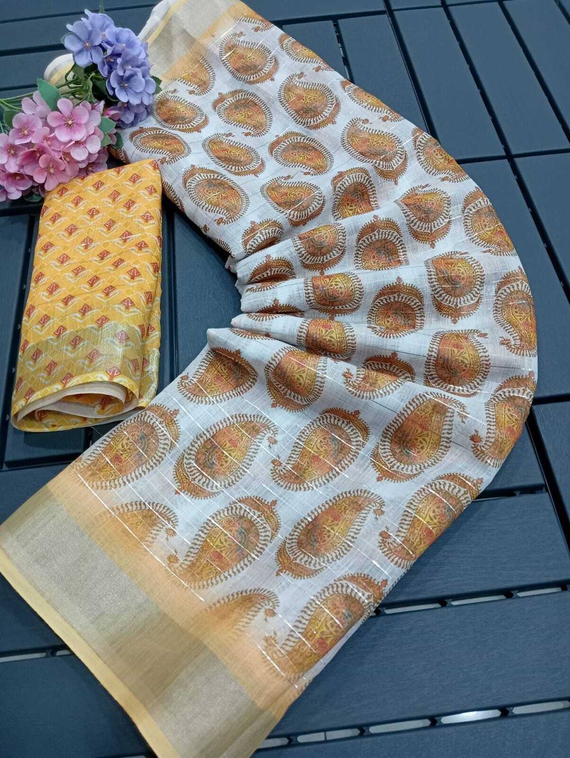 ASHTA Floral Print Kanjivaram Linen Saree