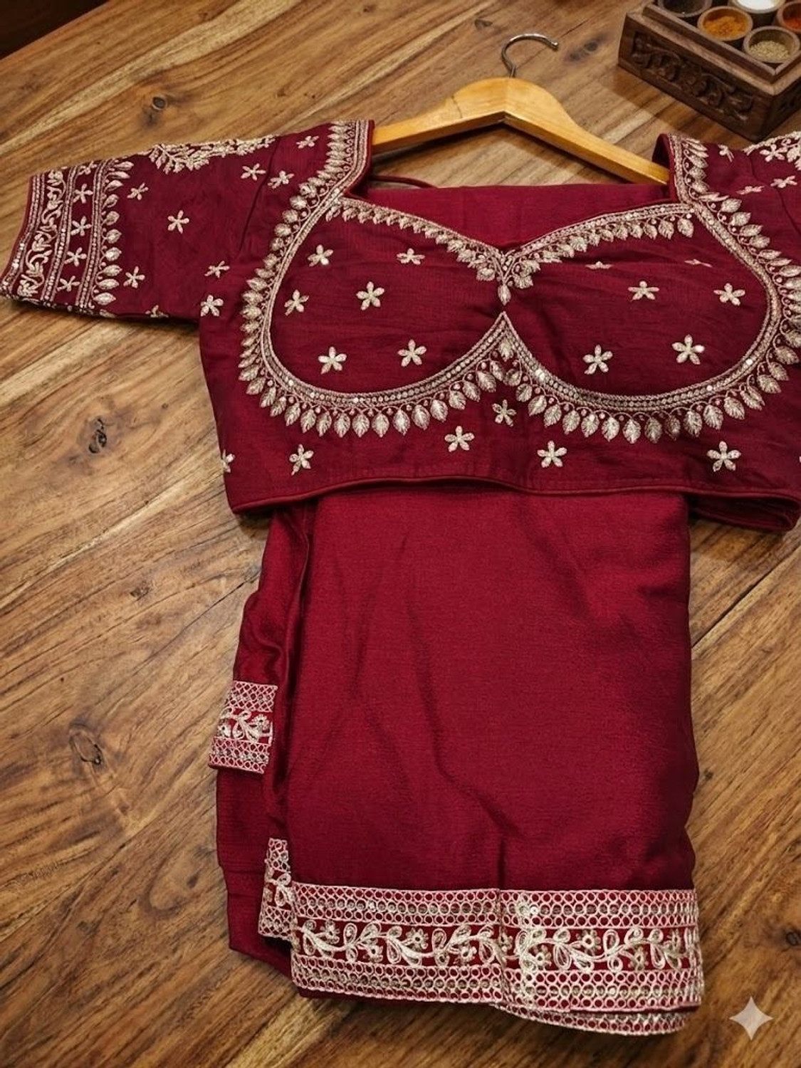 Image of Vraggi Embellished Bollywood Silk Blend Saree