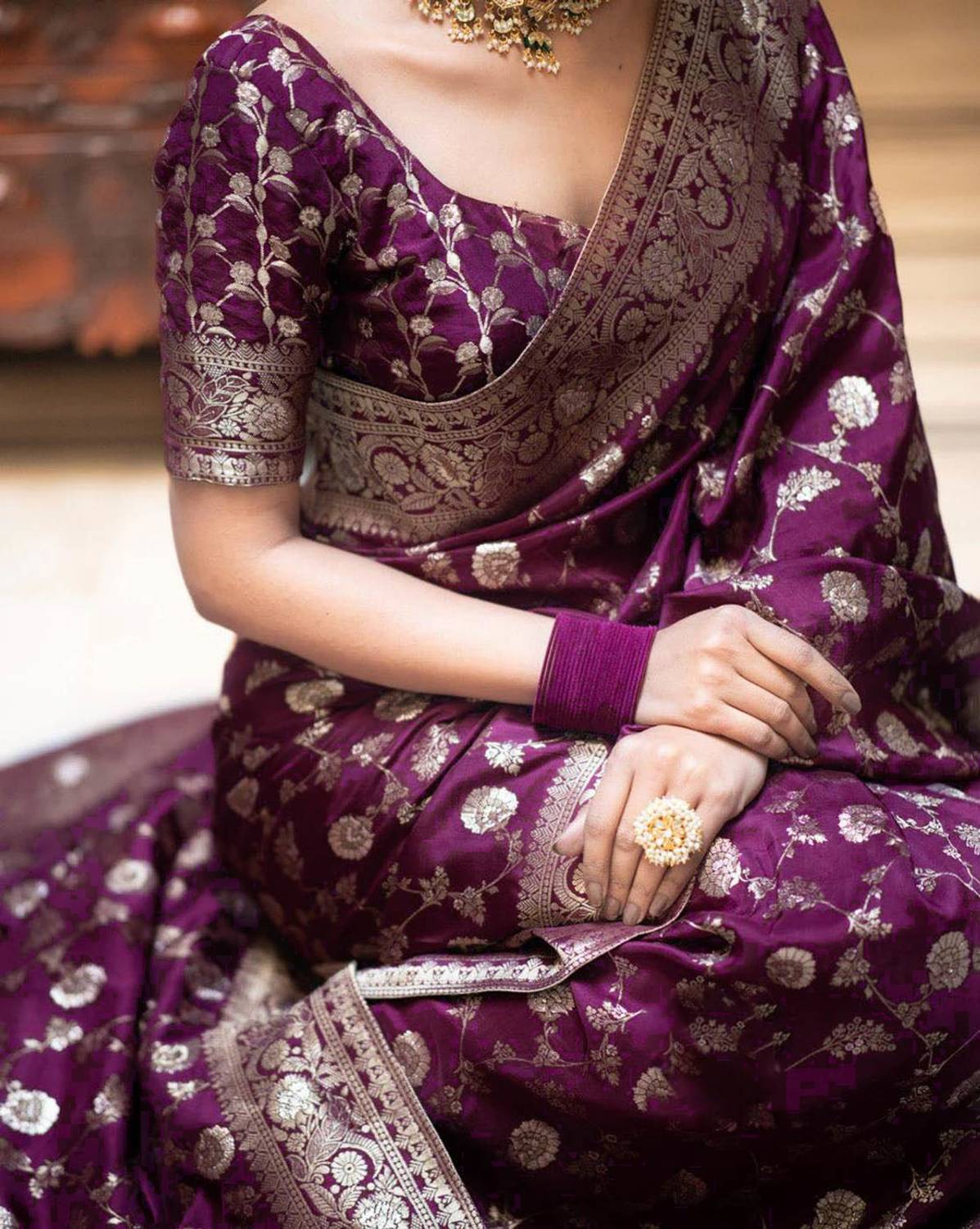 KanjiQueen Woven, Self Design Banarasi Silk Blend, Pure Silk Sare