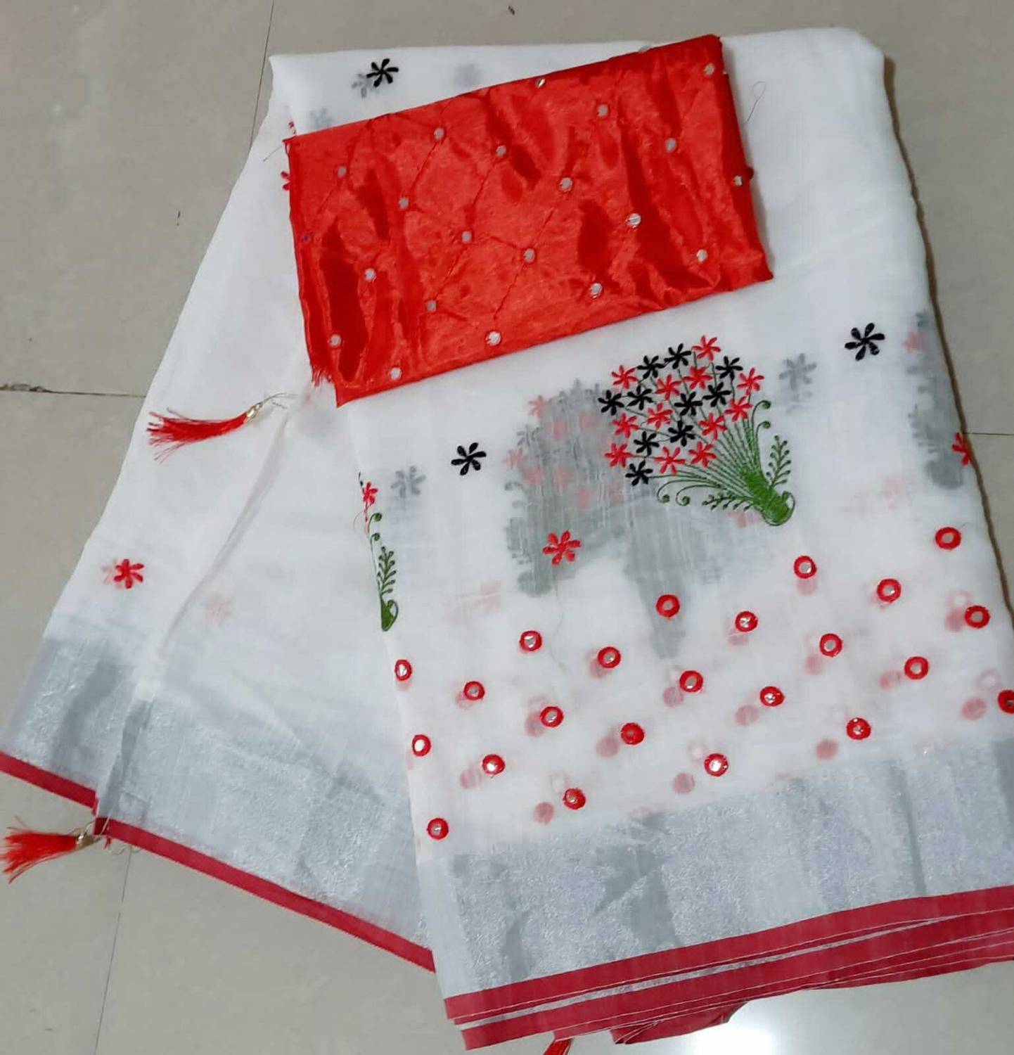 KRIVITY Embroidered Bollywood Cotton Linen Saree (White)