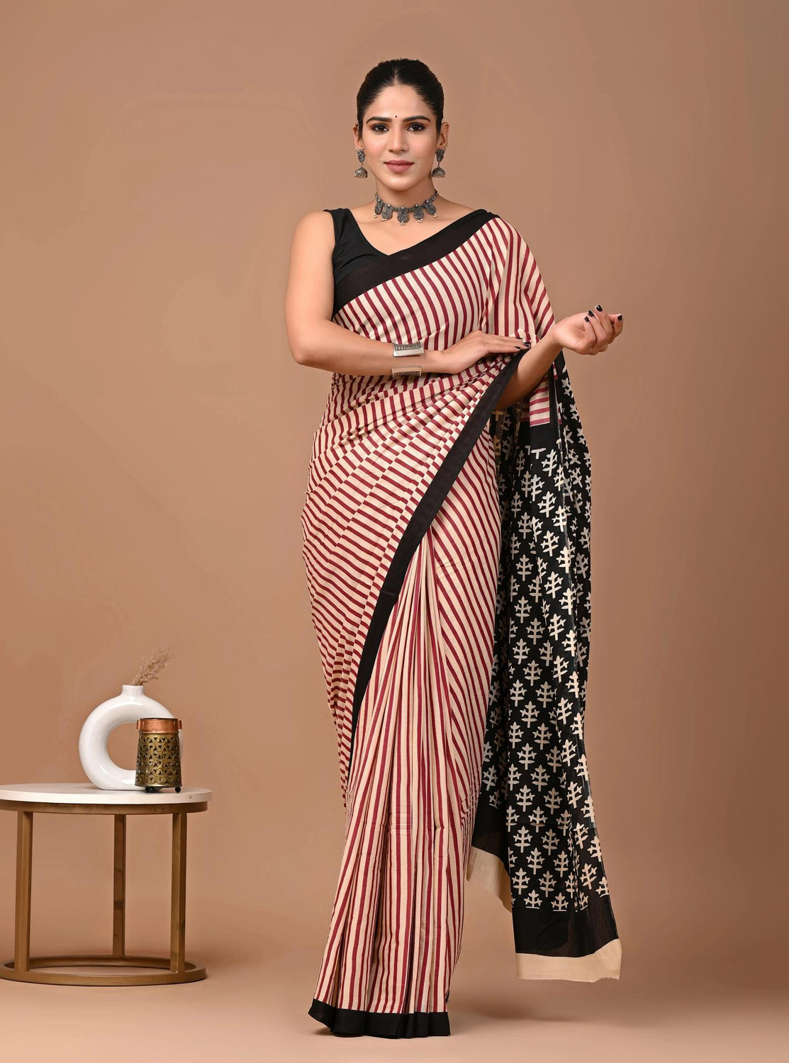 Image of DHIMS TOGGERY Printed Daily Wear Pure Cotton Saree