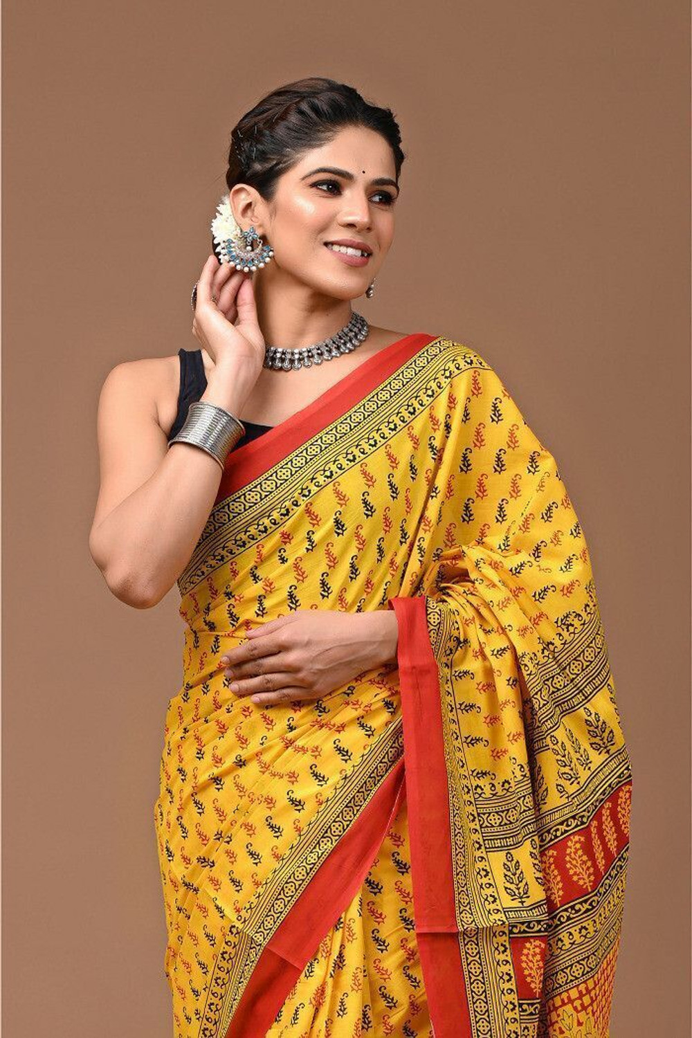 Image of LOVWEAR Printed Ikkat Pure Cotton Saree