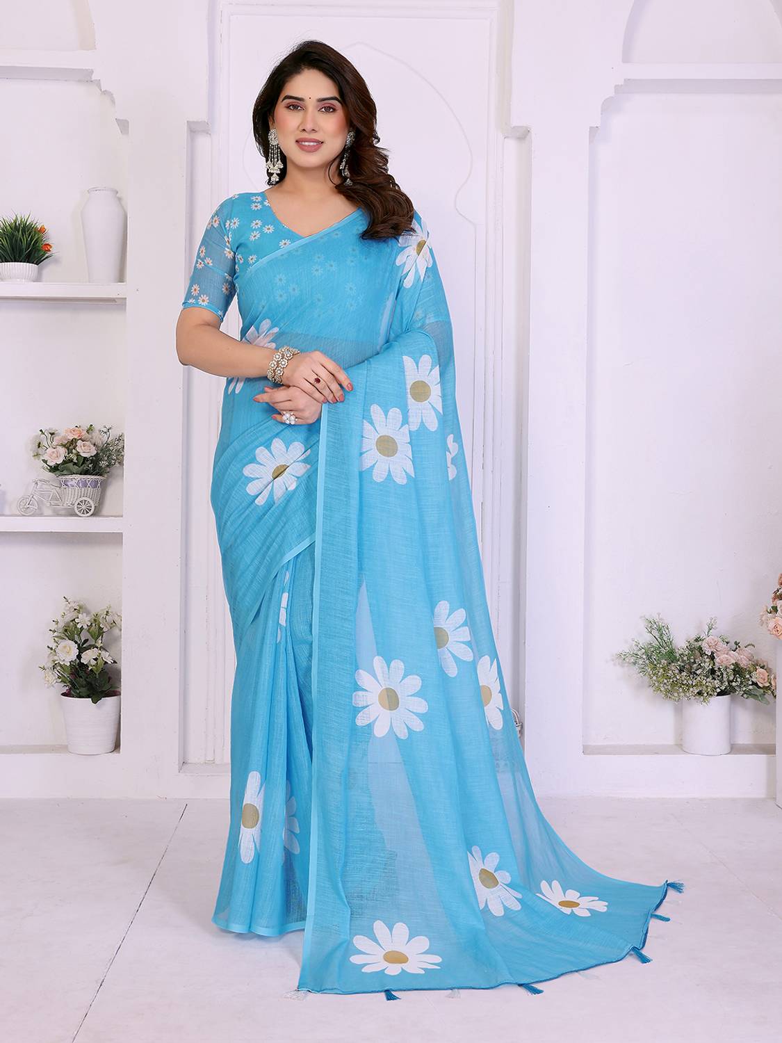 Anmi Floral Print Bollywood Cotton Blend Saree