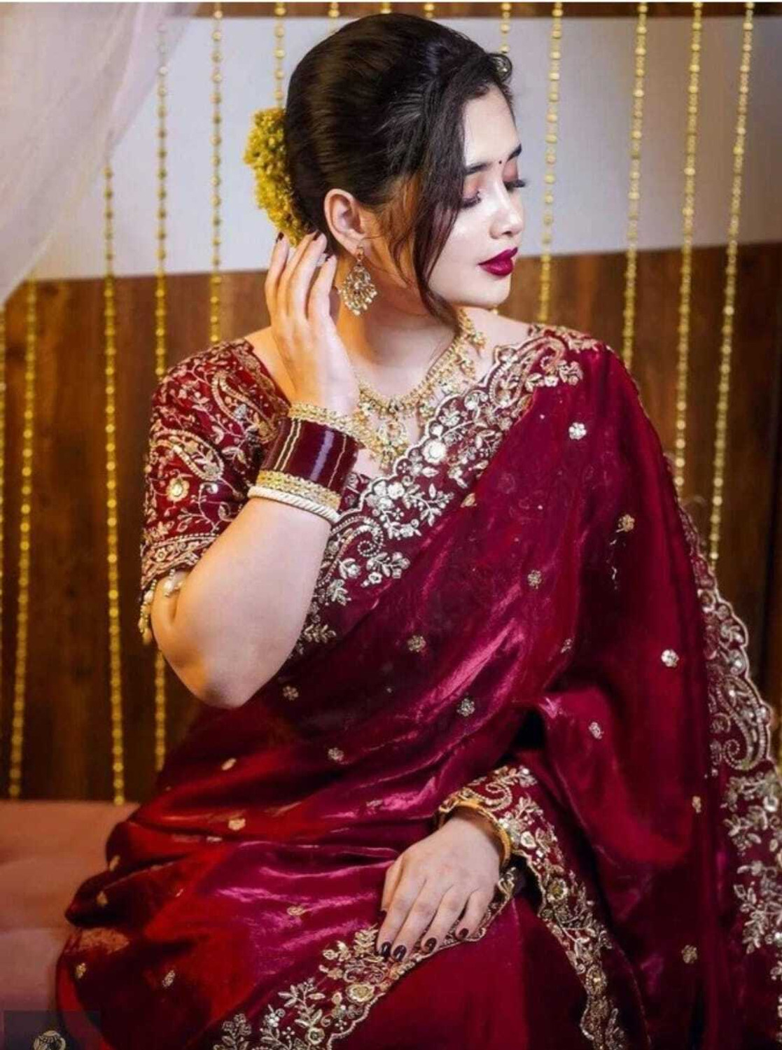 Image of PRABHUK Embroidered Bollywood Satin Saree