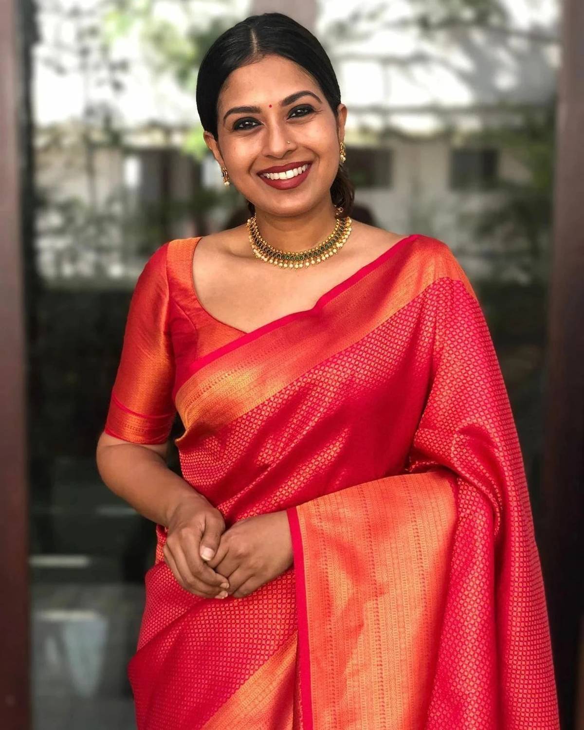 AVANTIKA FASHION Woven Kanjivaram Pure Silk, Art Silk Saree (Red)