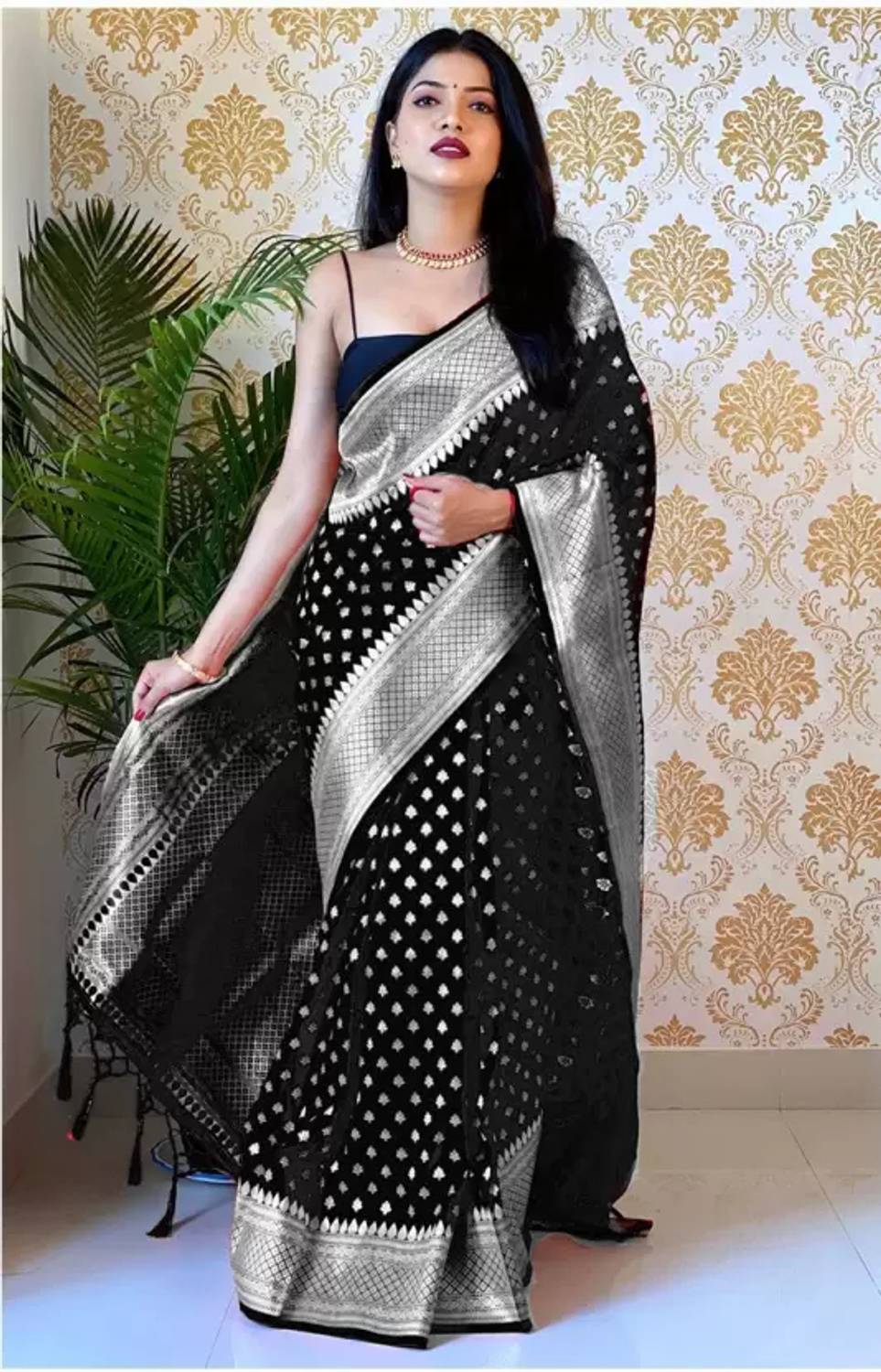 Kartvya Printed Kanjivaram Jacquard, Pure Silk Saree (Black, Gold