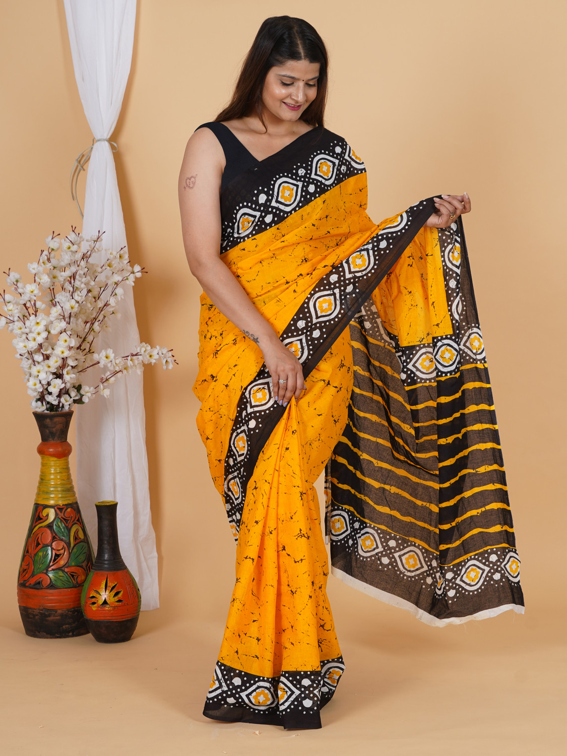 Image of latest cotton mulmul saree Printed, Blocked Printed, Hand Painted Ikkat Pure Cotton Saree